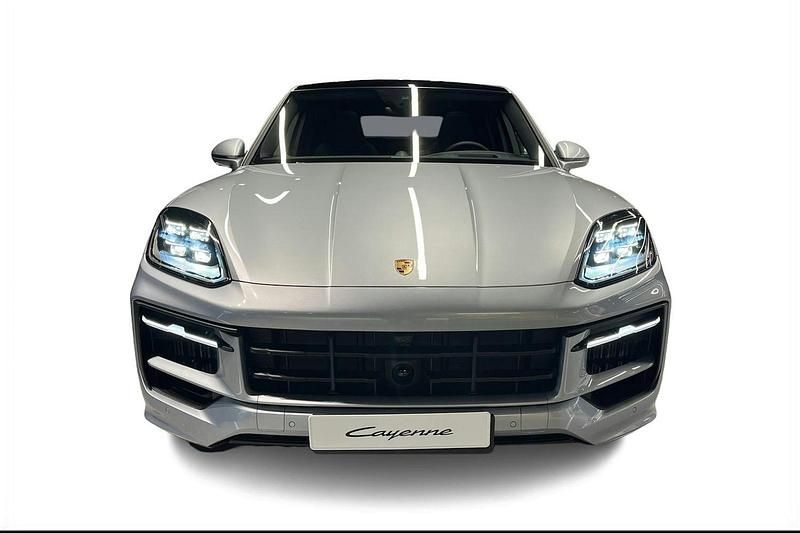 Uusi Porsche Cayenne 464 HP (341 kW) 2025 Harmaa Katumaasturi