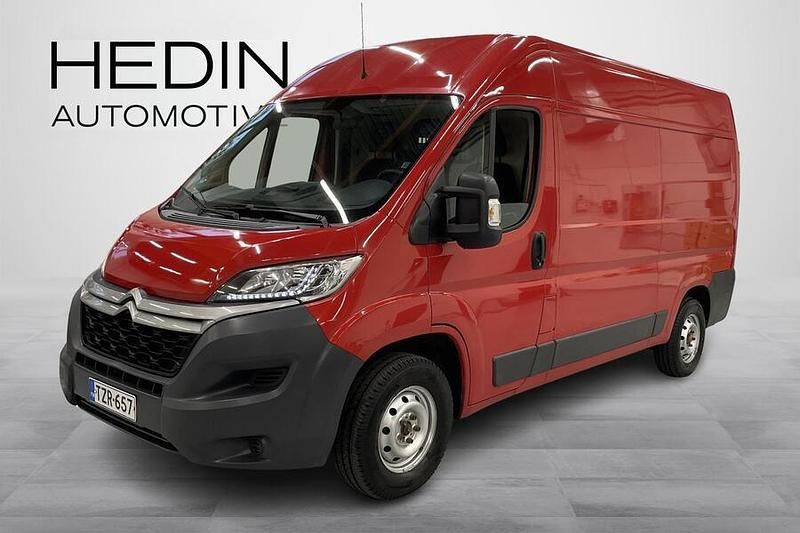 Punainen Käytetty 2015 Citroën Jumper Tila-auto | 10 900 € (Supertarjous) - Kuva 1/4