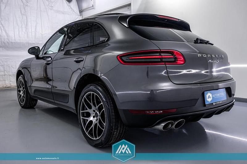 Käytetty Porsche Macan S Sport 250 HP (183 kW) 2014 Katumaasturi