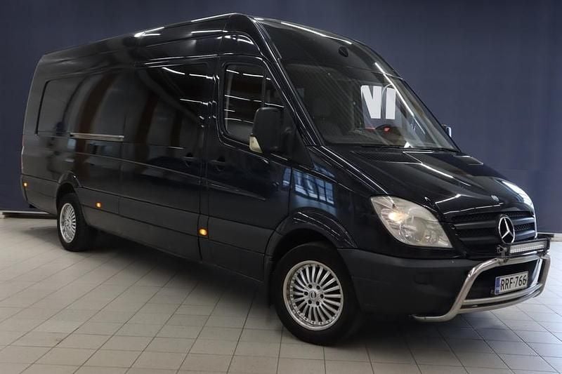Musta Käytetty 2006 Mercedes Sprinter Van | 15 900 € - Kuva 1/3