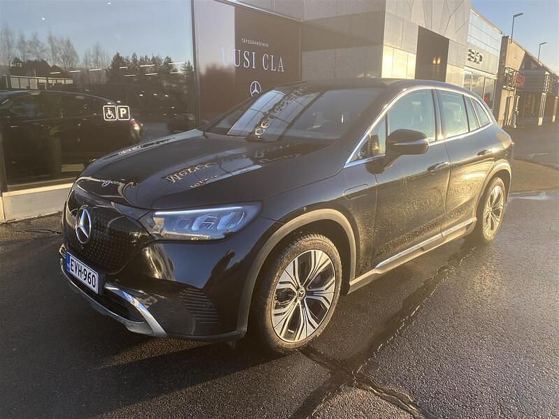 Musta Käytetty 2024 Mercedes EQE350 Electric Art Katumaasturi | 69 900 € (Perustarjous) - Kuva 1/4