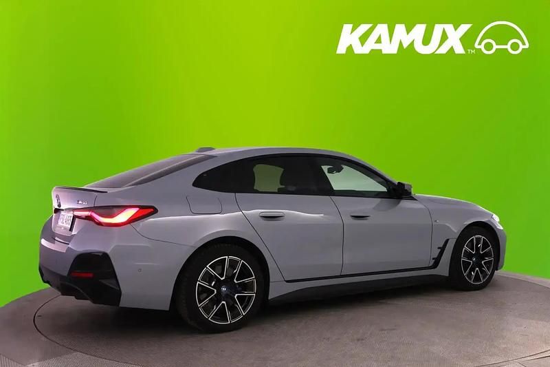 Käytetty BMW i4 Shadowline 442 kW (601 HP) 2022 Hopea / harmaa Sedan