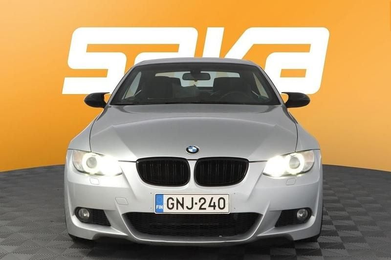 Käytetty BMW 325 Cabriolet M Sport 218 HP (160 kW) 2008 Avoauto
