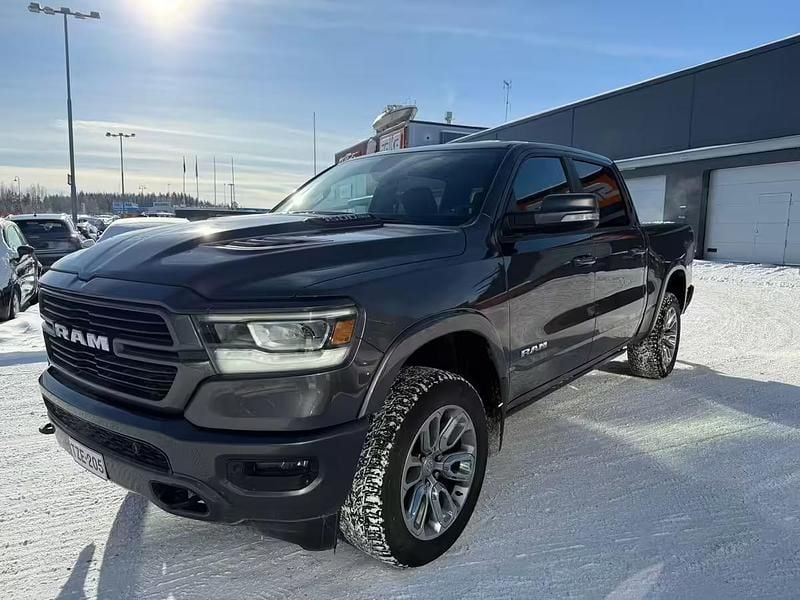 Käytetty Dodge Ram 401 HP (294 kW) 2019 Nouto