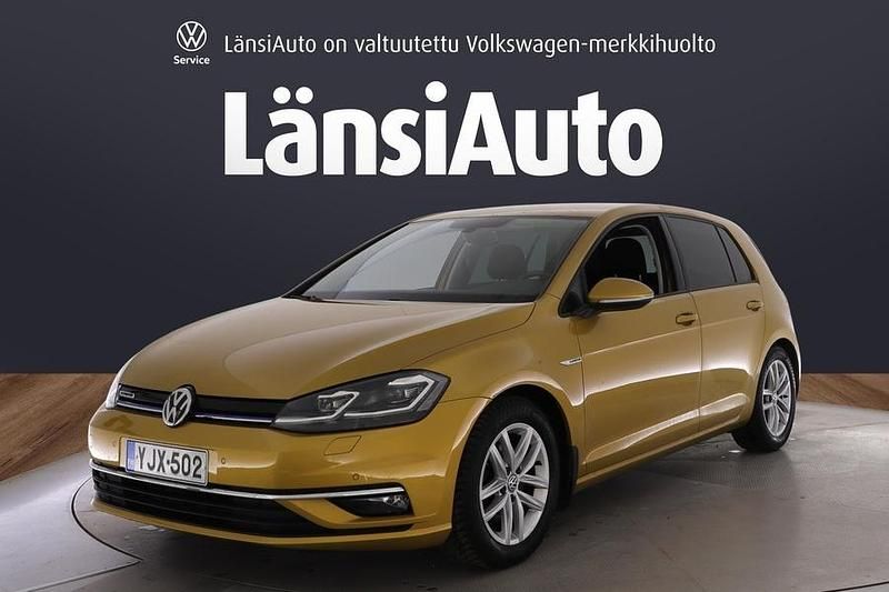 Keltainen Käytetty 2018 VW Golf VII Highline Viistoperä | 18 900 € (Perustarjous) - Kuva 1/1