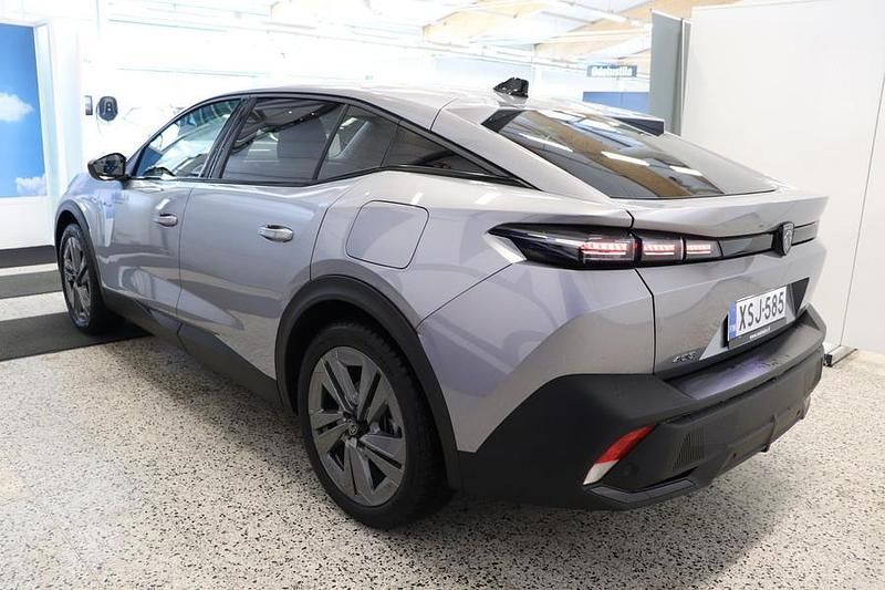 Käytetty Peugeot 408 Allure 305 HP (224 kW) 2024 Harmaa Sedan