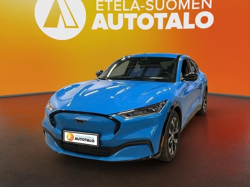 Käytetty Ford Mustang Mach-E Premium 197 kW (269 HP) 2023 Sininen Katumaasturi