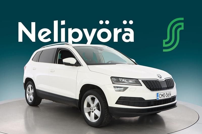 Käytetty Skoda Karoq Style 150 HP (110 kW) 2019 Valkoinen Katumaasturi