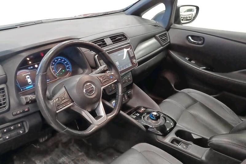 Käytetty Nissan Leaf Tekna 110 kW (150 HP) 2020 Musta Viistoperä