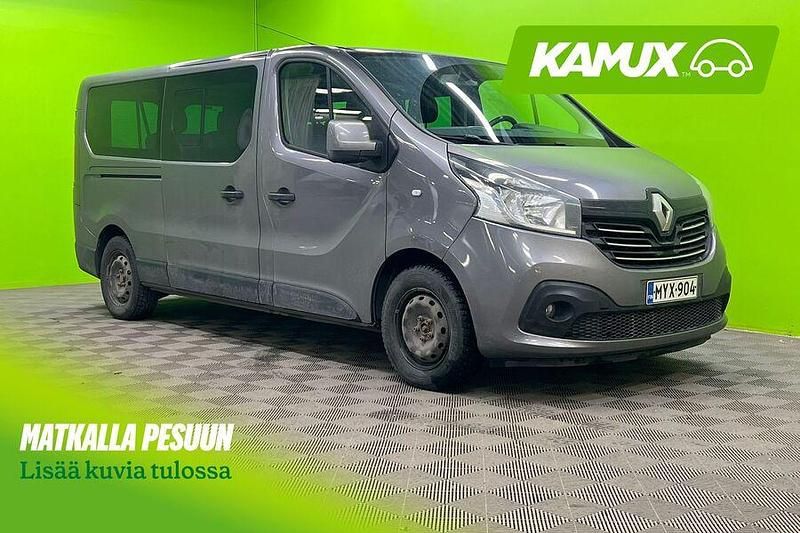 Hopea / harmaa Käytetty 2016 Renault Trafic Tila-auto | 19 900 € - Kuva 1/3