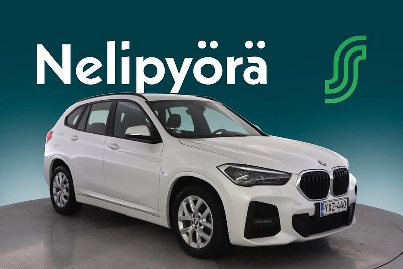 Käytetty BMW X1 M Sport 220 HP (161 kW) 2021 Valkoinen Katumaasturi