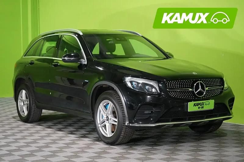 Käytetty Mercedes GLC350 Business 211 HP (155 kW) 2017 Musta Katumaasturi