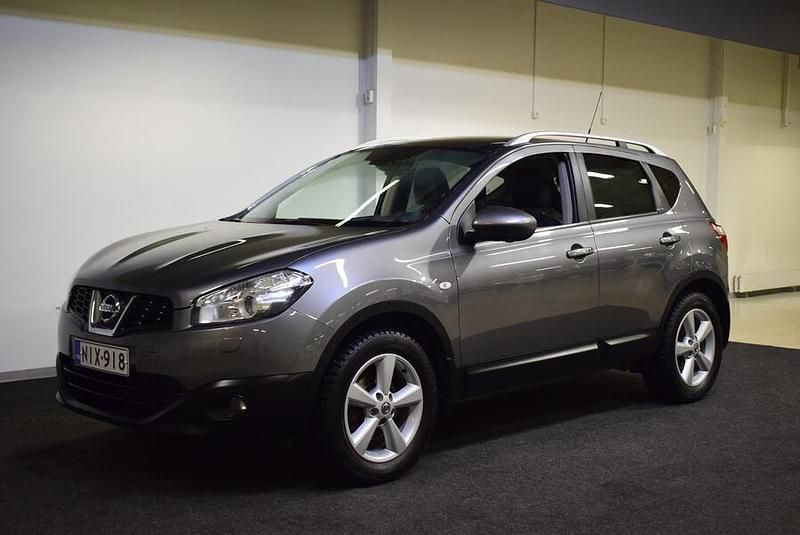 Käytetty 2012 Nissan Qashqai Pack Katumaasturi | 9 500 € (Perustarjous) - Kuva 1/4