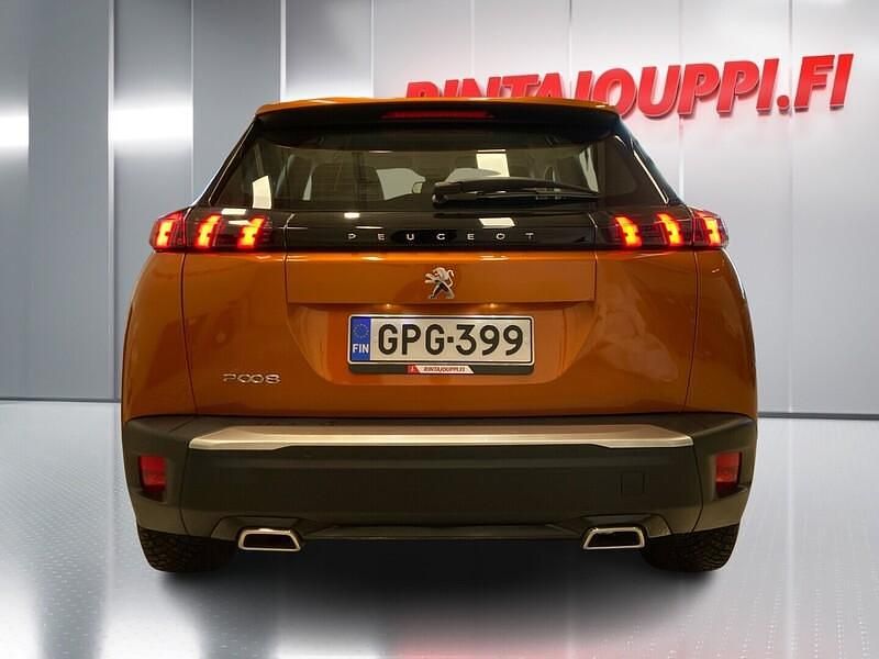 Käytetty Peugeot 2008 Active 131 HP (96 kW) 2022 Katumaasturi