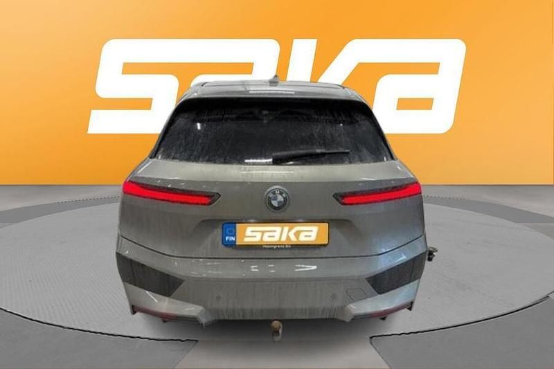 Käytetty BMW iX Comfort Edition 385 kW (524 HP) 2024 Katumaasturi