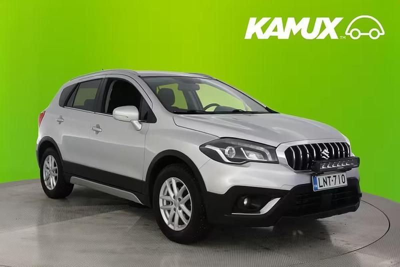 Käytetty Suzuki SX4 GL 111 HP (81 kW) 2017 Hopea / harmaa Sedan