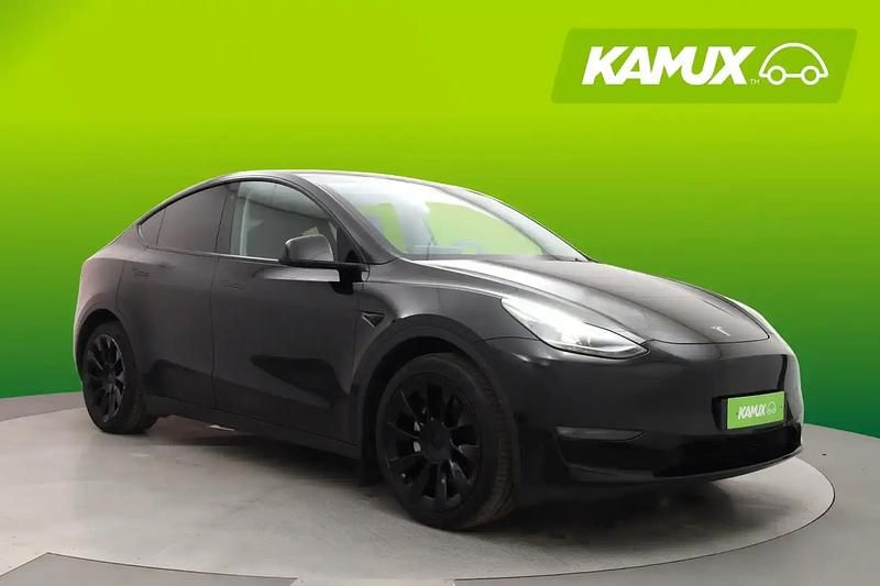 Käytetty Tesla Model Y 378 kW (514 HP) 2023 Musta Katumaasturi