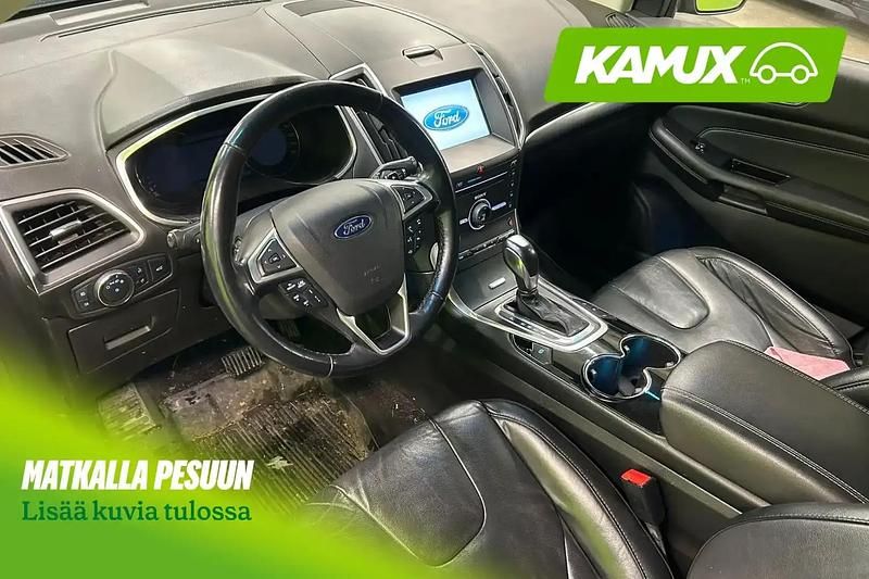 Käytetty Ford Edge Titanium 209 HP (153 kW) 2017 Musta Katumaasturi