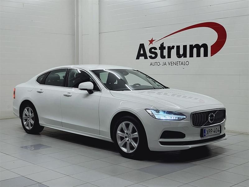 Musta Käytetty 2020 Volvo S90 Inscription Sedan | 27 800 € (Perustarjous) - Kuva 1/3