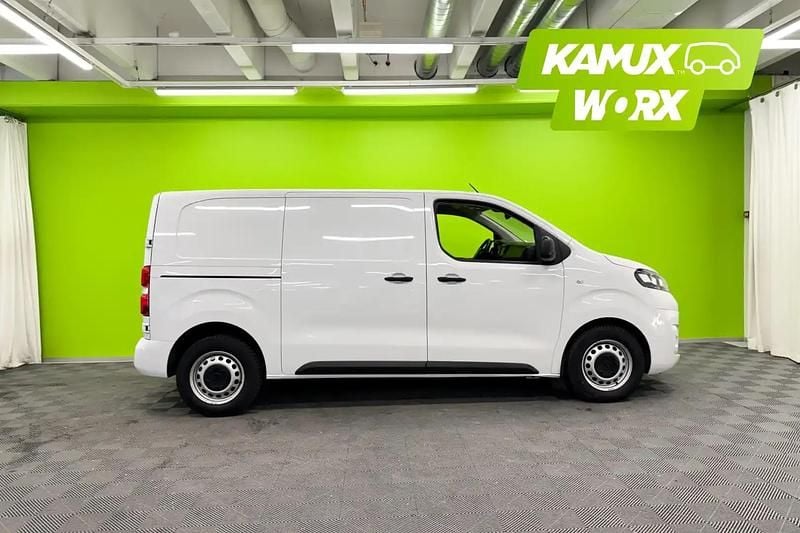 Käytetty Opel Vivaro Comfort 144 HP (105 kW) 2022 Valkoinen Tila-auto
