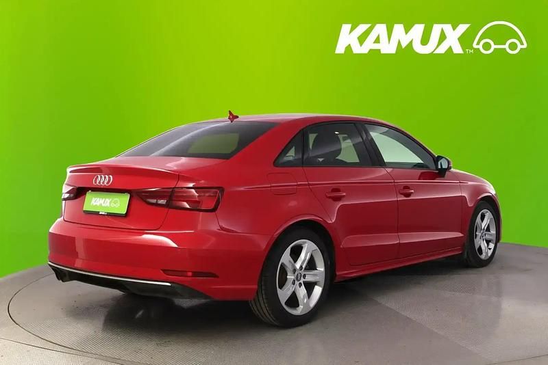 Käytetty Audi A3 Business 150 HP (110 kW) 2017 Punainen Sedan