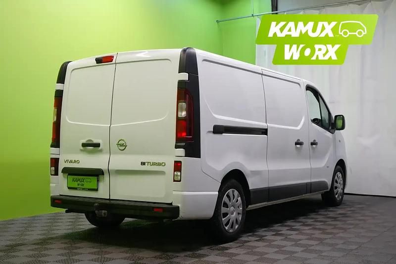 Käytetty Opel Vivaro Edition 125 HP (91 kW) 2018 Valkoinen Tila-auto