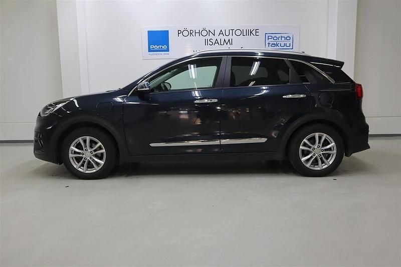 Käytetty Kia Niro Premium 140 HP (102 kW) 2020 Katumaasturi