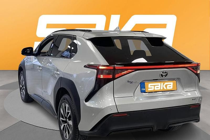 Käytetty Toyota bZ4X Executive 160 kW (218 HP) 2022 Katumaasturi