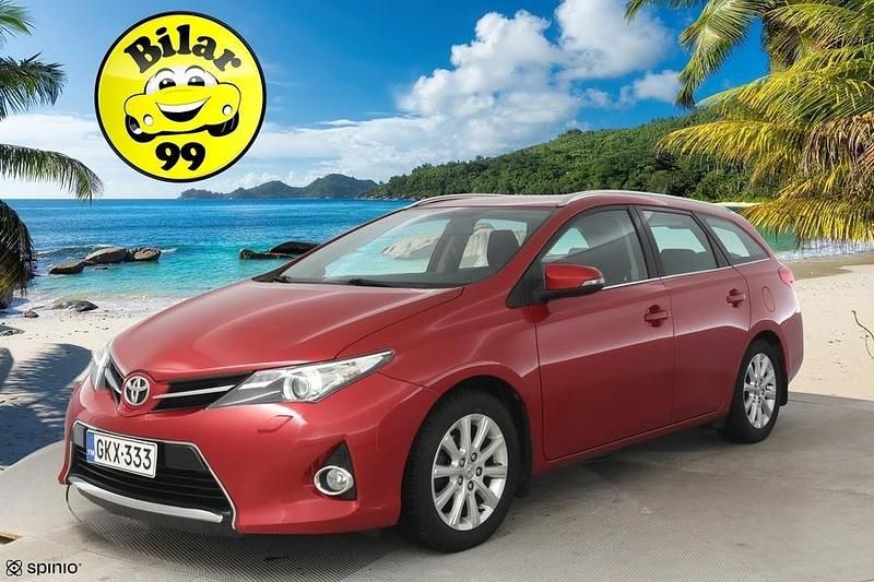 Käytetty 2014 Toyota Auris Touring Sports Multidrive S Farmari | 11 600 € (Perustarjous) - Kuva 1/3