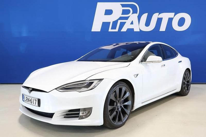 Valkoinen Käytetty 2020 Tesla Model S Standard Range Viistoperä | 39 500 € (Perustarjous) - Kuva 1/4