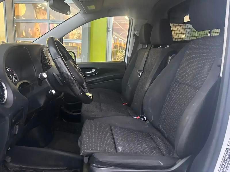 Käytetty Mercedes Vito 163 HP (119 kW) 2022 Valkoinen Van