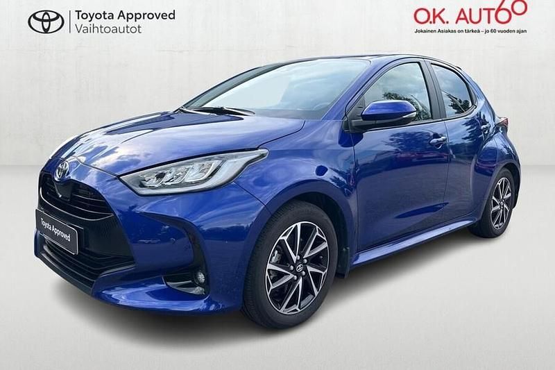 Sininen Käytetty 2022 Toyota Yaris Hybrid Style Viistoperä | 21 890 € (Perustarjous) - Kuva 1/4