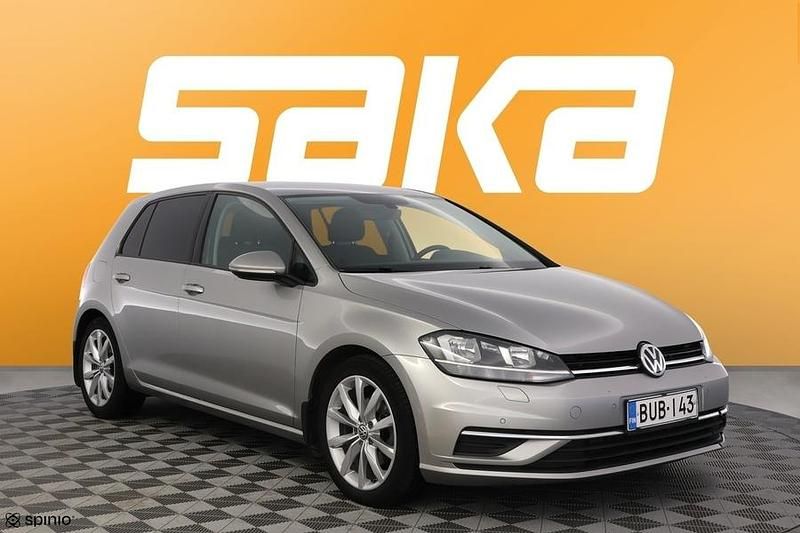 Käytetty 2017 VW Golf VII Comfortline Viistoperä | 13 800 € (Perustarjous) - Kuva 1/3