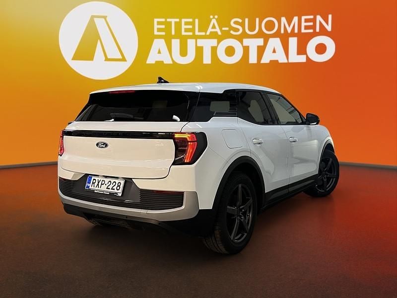 Käytetty Ford Explorer Extended Range 210 kW (286 HP) 2024 Valkoinen Katumaasturi