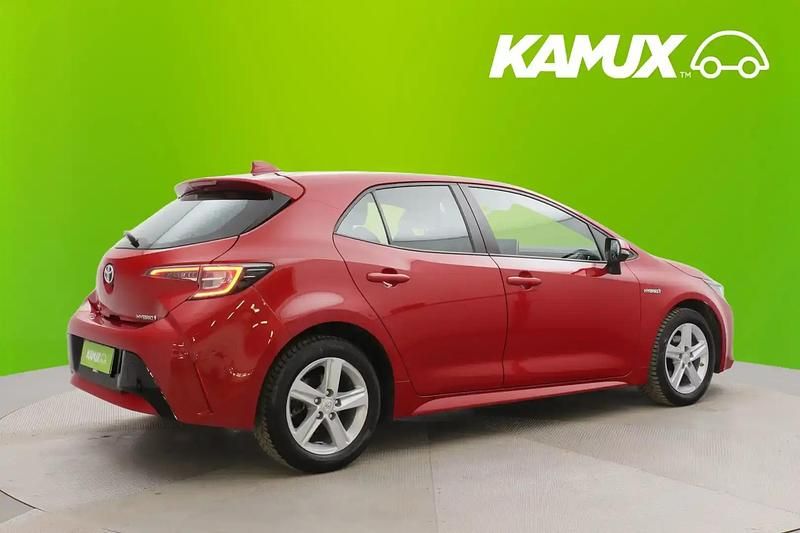 Käytetty Toyota Corolla Active 122 HP (89 kW) 2020 Punainen Viistoperä