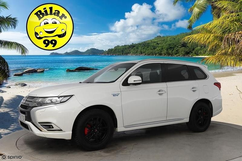 Käytetty Mitsubishi Outlander P-HEV 224 HP (164 kW) 2019 Katumaasturi