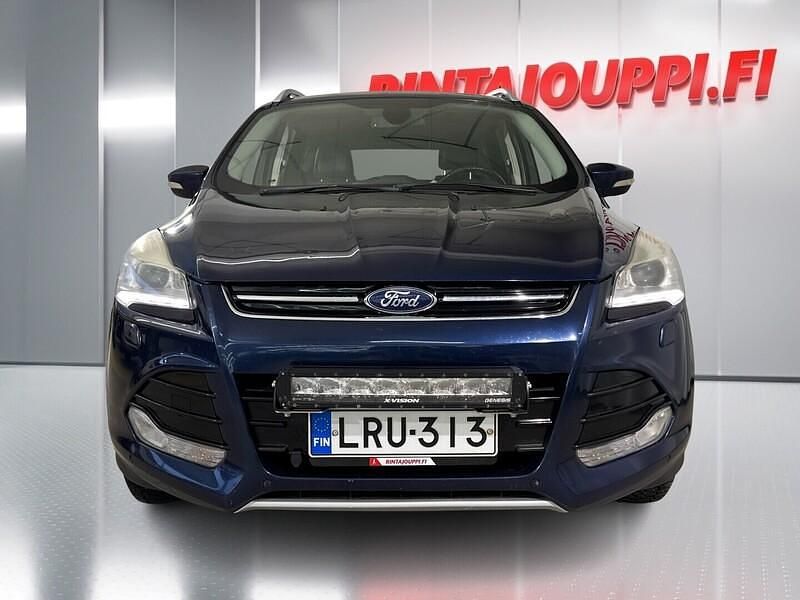 Käytetty Ford Kuga Titanium 140 HP (102 kW) 2013 Katumaasturi