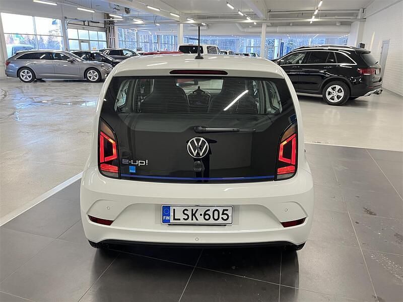 Käytetty VW e-up! 61 kW (83 HP) 2023 Valkoinen Viistoperä