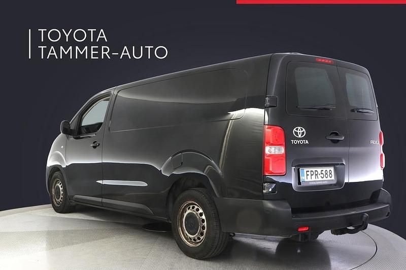 Käytetty Toyota Proace Edition 122 HP (89 kW) 2020 Musta Tila-auto