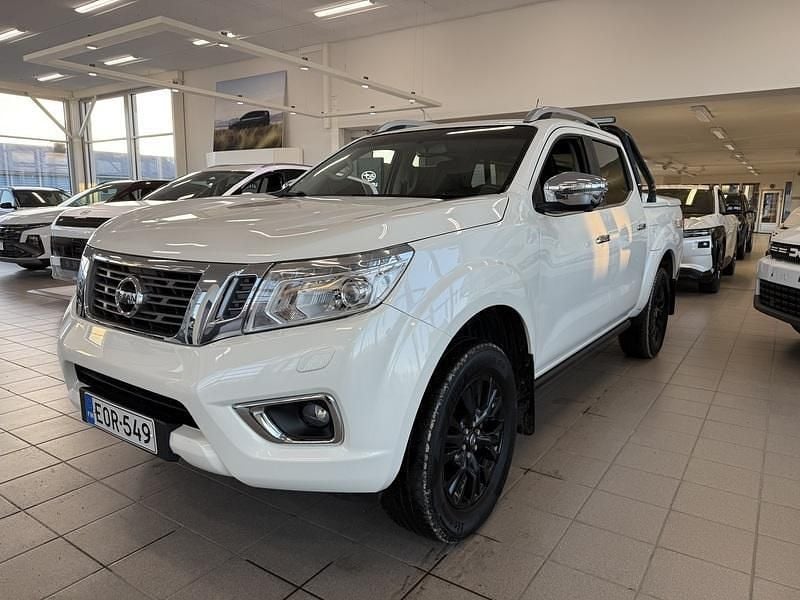 Valkoinen Käytetty 2018 Nissan Navara Tekna Nouto | 27 900 € (Perustarjous) - Kuva 1/4