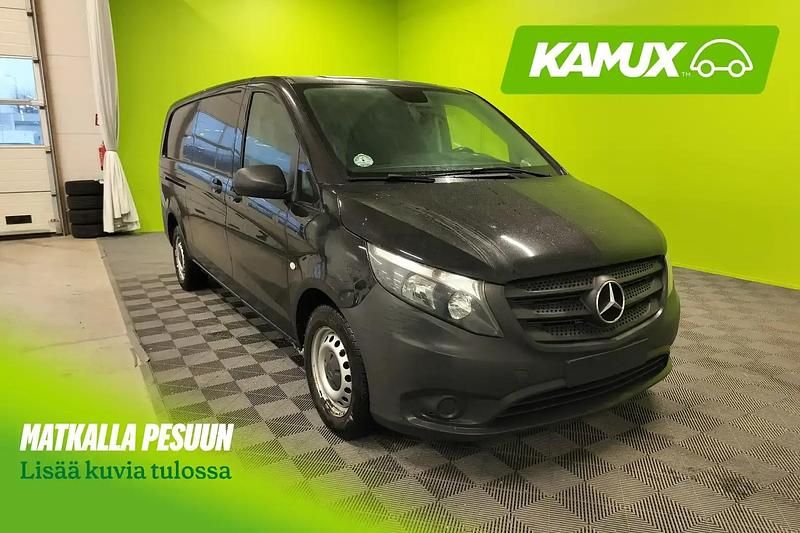 Käytetty Mercedes Vito 136 HP (100 kW) 2020 Musta Van