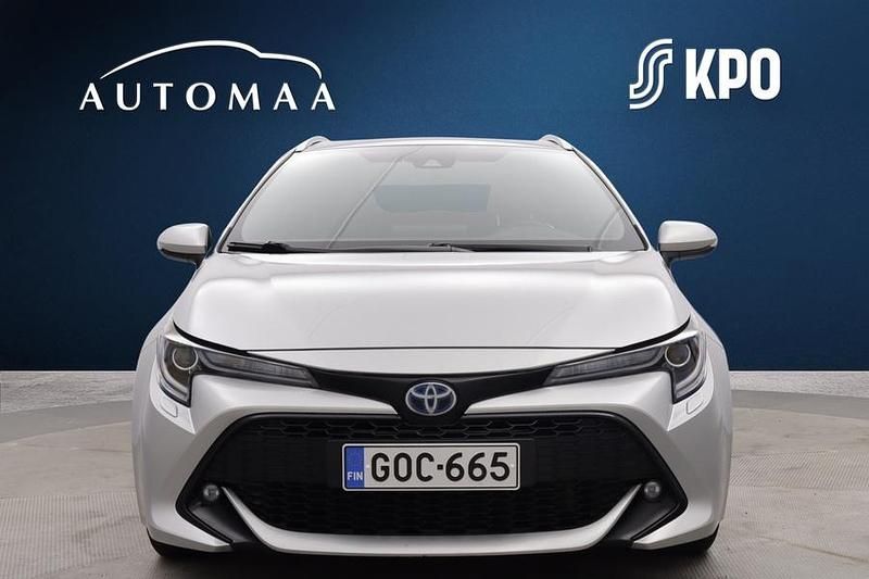 Käytetty Toyota Corolla Active 122 HP (89 kW) 2022 Hopea Farmari