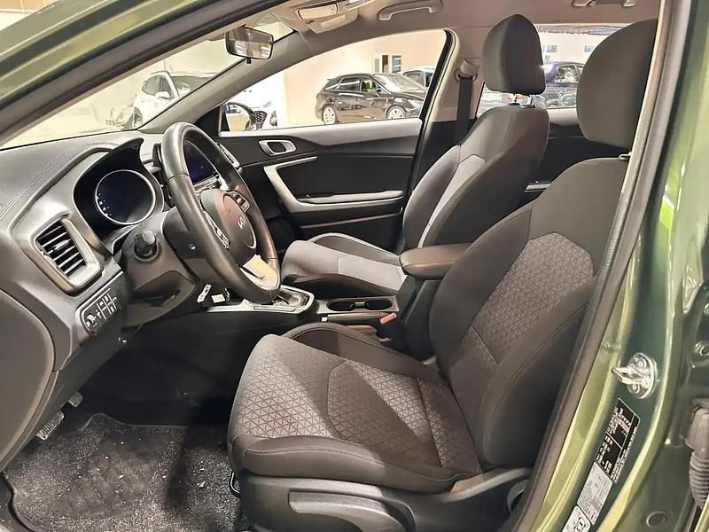 Käytetty Kia Ceed Sportswagon LX 99 HP (72 kW) 2024 Vihreä Farmari