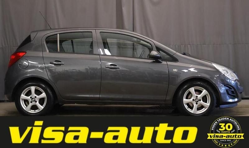 Käytetty Opel Corsa Enjoy 86 HP (63 kW) 2012 Harmaa Viistoperä