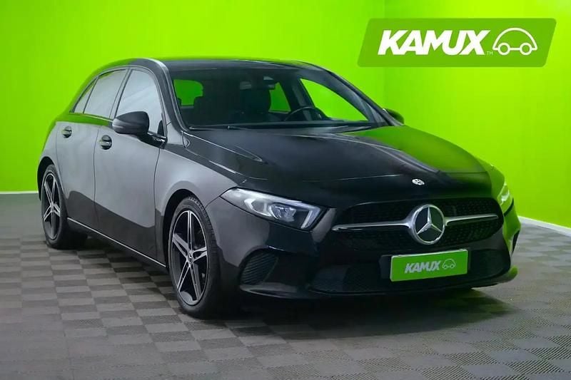 Käytetty Mercedes A180 Business 136 HP (100 kW) 2019 Musta Sedan