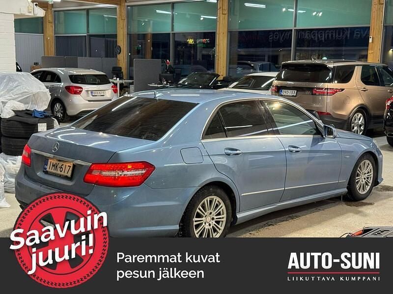 Käytetty Mercedes E250 Avantgarde 204 HP (150 kW) 2010 Sedan