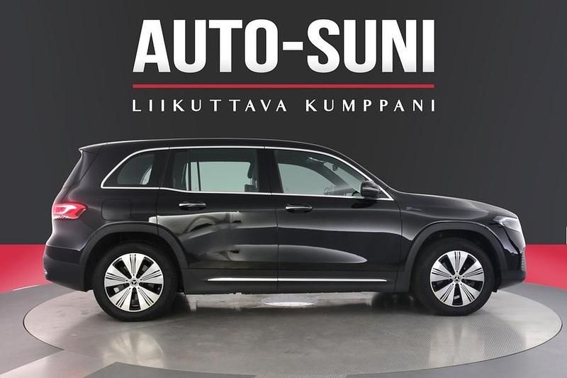 Käytetty Mercedes EQB300 167 kW (228 HP) 2023 Katumaasturi
