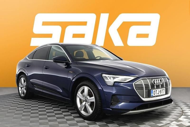 Käytetty 2022 Audi e-tron Sportback Katumaasturi | 36 990 € (Perustarjous) - Kuva 1/3