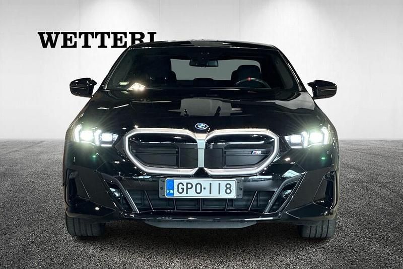 Käytetty BMW i5 442 kW (601 HP) 2023 Musta Sedan
