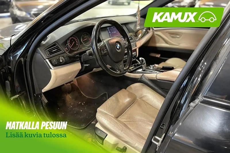 Käytetty BMW 530 M Sport 245 HP (180 kW) 2011 Musta Farmari